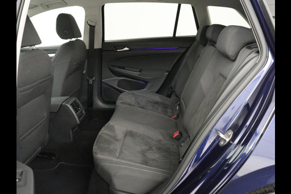 Volkswagen Golf 1.0 eTSI Life | Stoelverwarming | Camera | Massage | Carplay | Memory | Navigatie | Full LED | Sfeerverlichting | Adaptive cruise