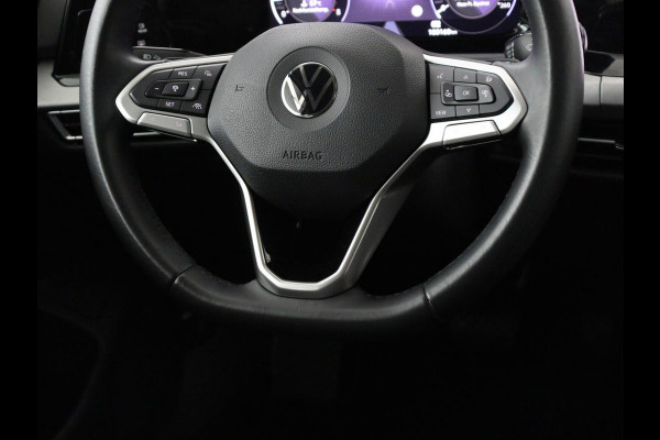 Volkswagen Golf 1.0 eTSI Life | Stoelverwarming | Camera | Massage | Carplay | Memory | Navigatie | Full LED | Sfeerverlichting | Adaptive cruise
