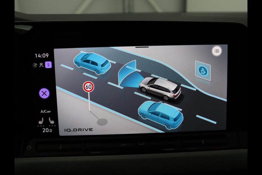 Volkswagen Golf 1.0 eTSI Life | Stoelverwarming | Camera | Massage | Carplay | Memory | Navigatie | Full LED | Sfeerverlichting | Adaptive cruise