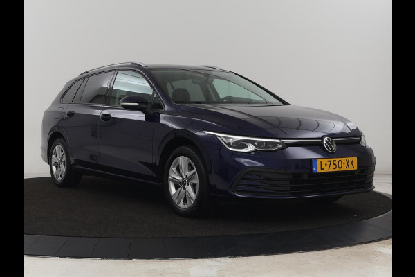 Volkswagen Golf 1.0 eTSI Life | Stoelverwarming | Camera | Massage | Carplay | Memory | Navigatie | Full LED | Sfeerverlichting | Adaptive cruise