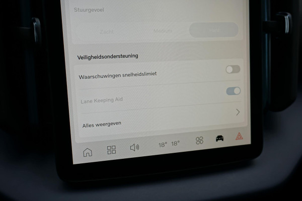 Volvo EX30 Single Motor Extended Range Plus 69 kWh * NIEUWSTAAT * + HARMAN KARDON / PARELMOER LAK