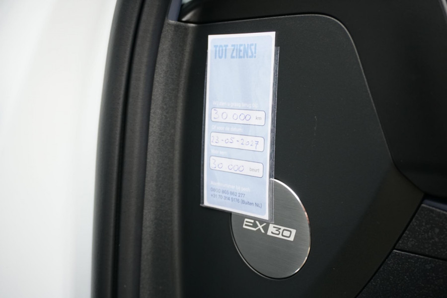 Volvo EX30 Single Motor Extended Range Plus 69 kWh * NIEUWSTAAT * + HARMAN KARDON / PARELMOER LAK