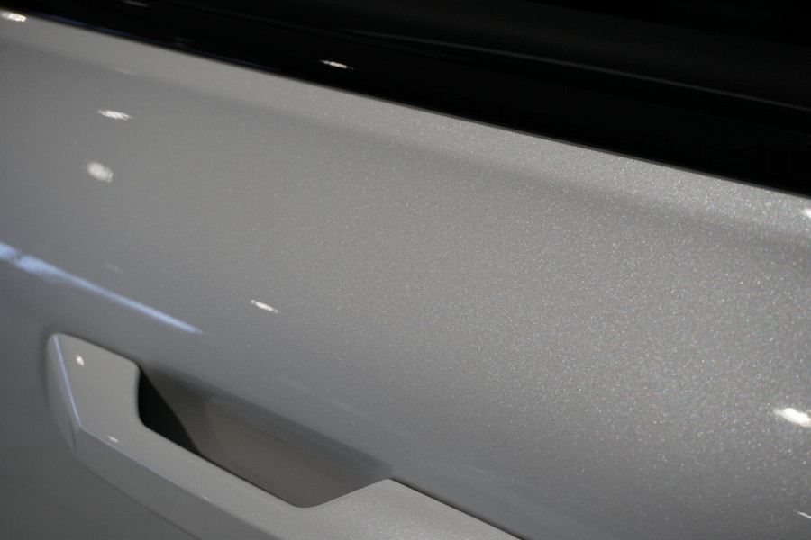 Volvo EX30 Single Motor Extended Range Plus 69 kWh * NIEUWSTAAT * + HARMAN KARDON / PARELMOER LAK