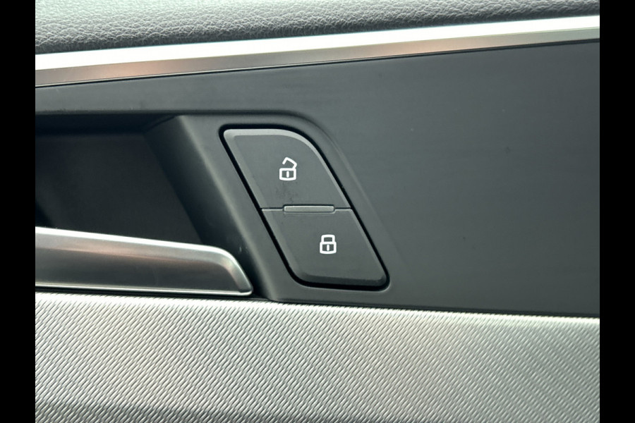 Audi A5 Sportback 2.0 TFSI S-line Sport(Dealer OnderH, Navi, StoelV, Parkeersensoren, Climate Con, Cruise Con, Etc)