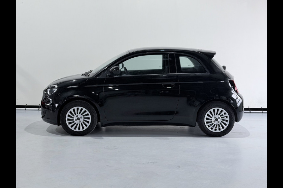 Fiat 500E Urban 42 kWh Climate controle / Apple carplay