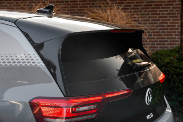 Volkswagen ID.3 First Plus 58 kWh 1e Eig Sfeerverlichting IQ Light Keyless Adaptive Camera Stoelverwarming 19''