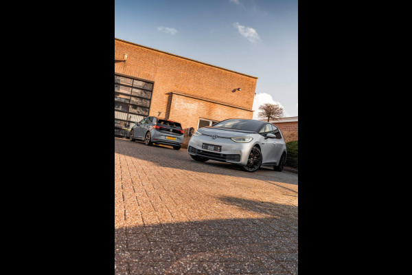 Volkswagen ID.3 Business 58 kWh PRO Adaptive IQ Light Sfeer Camera Stoelverwarming LED 18''