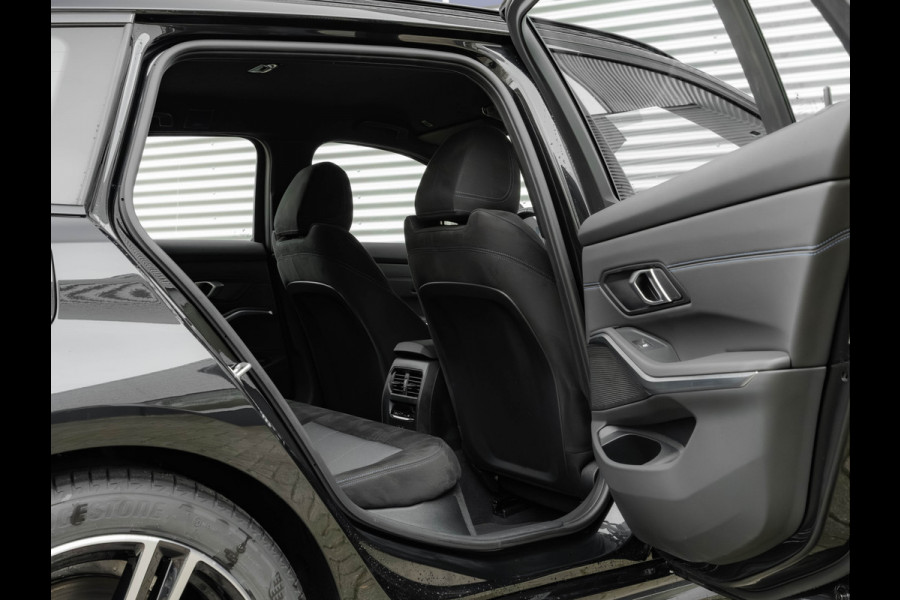 BMW 3 Serie Touring 330i xDrive M-Sport - LCI 2 - ACC - Parking Ass - Stoelverwarming