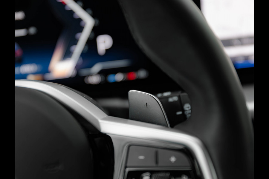 BMW 3 Serie Touring 330i xDrive M-Sport - LCI 2 - ACC - Parking Ass - Stoelverwarming