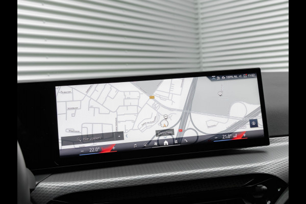 BMW 3 Serie Touring 330i xDrive M-Sport - LCI 2 - ACC - Parking Ass - Stoelverwarming