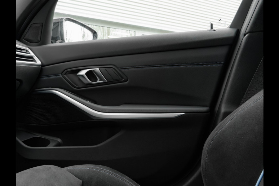 BMW 3 Serie Touring 330i xDrive M-Sport - LCI 2 - ACC - Parking Ass - Stoelverwarming