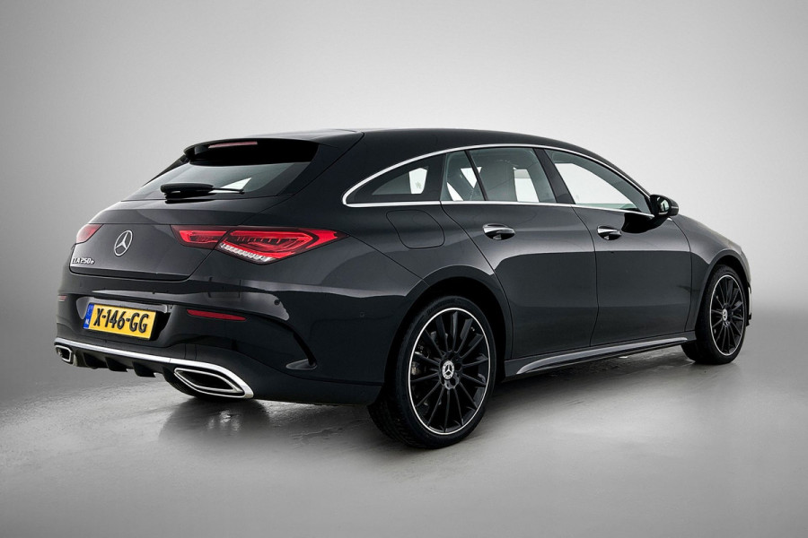 Mercedes-Benz CLA-Klasse Shooting Brake 250 e AMG Line(Dealer OnderH, SfeerVerlichting, Camera, Stoelkoeling/ Verwarming, Etc)