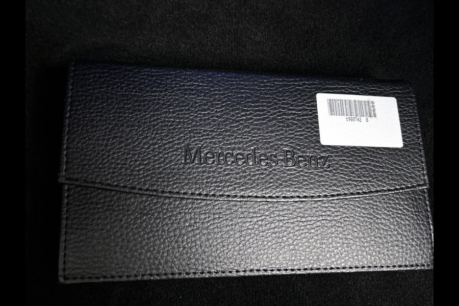 Mercedes-Benz CLA-Klasse Shooting Brake 250 e AMG Line(Dealer OnderH, SfeerVerlichting, Camera, Stoelkoeling/ Verwarming, Etc)