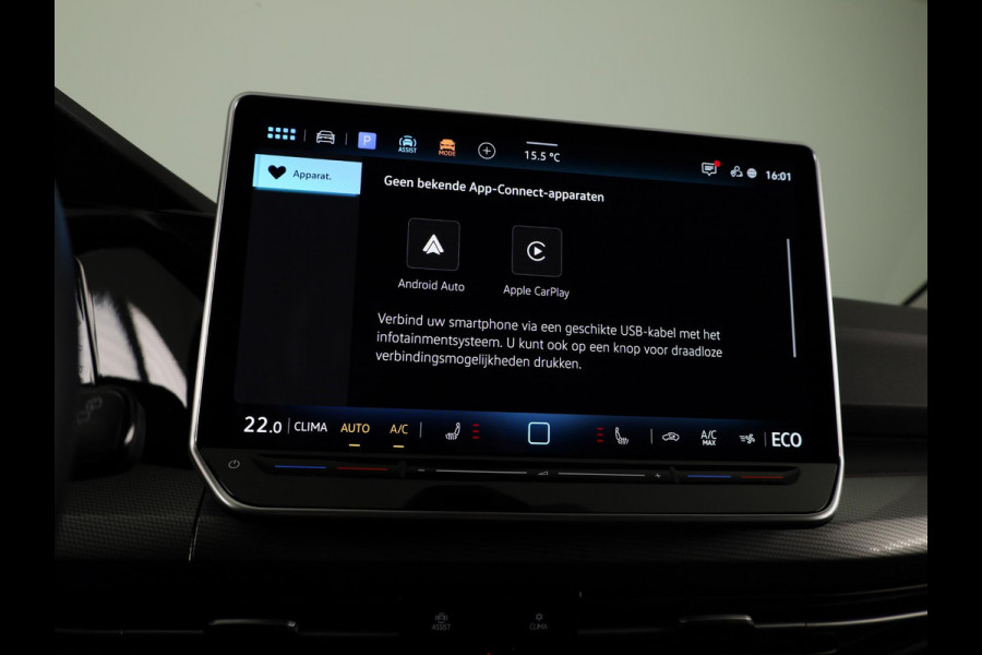 Volkswagen Golf 1.5 eHybrid Style Edition 204 pk Automaat (DSG) | Verlengde garantie | Parkeersensoren (Park assist) | Rondomzicht camera | Matrix LED koplampen | Stoelverwarming |