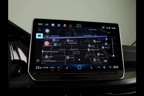 Volkswagen Golf 1.5 eHybrid Style Edition 204 pk Automaat (DSG) | Verlengde garantie | Parkeersensoren (Park assist) | Rondomzicht camera | Matrix LED koplampen | Stoelverwarming |