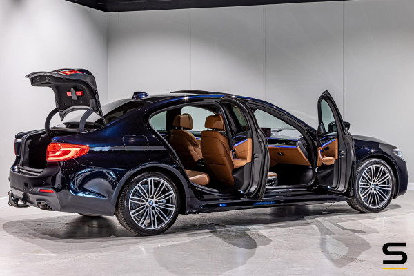 BMW 5 Serie 520i High Executive Edition|M-sport|NAP|Full|1eig