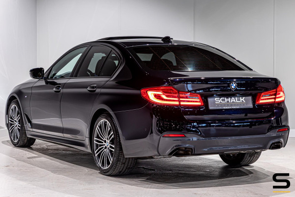 BMW 5 Serie 520i High Executive Edition|M-sport|NAP|Full|1eig