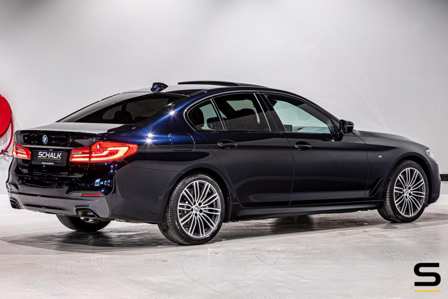 BMW 5 Serie 520i High Executive Edition|M-sport|NAP|Full|1eig