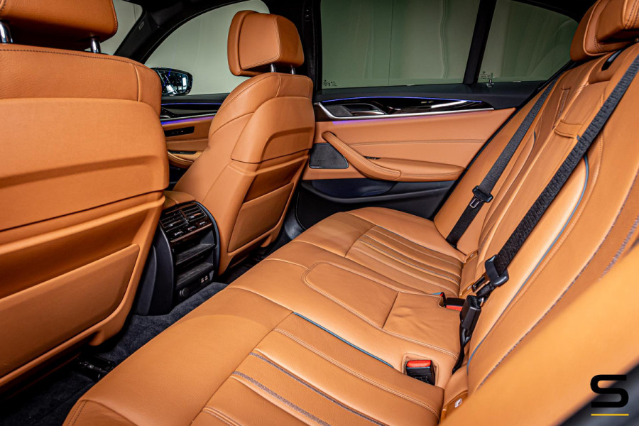 BMW 5 Serie 520i High Executive Edition|M-sport|NAP|Full|1eig