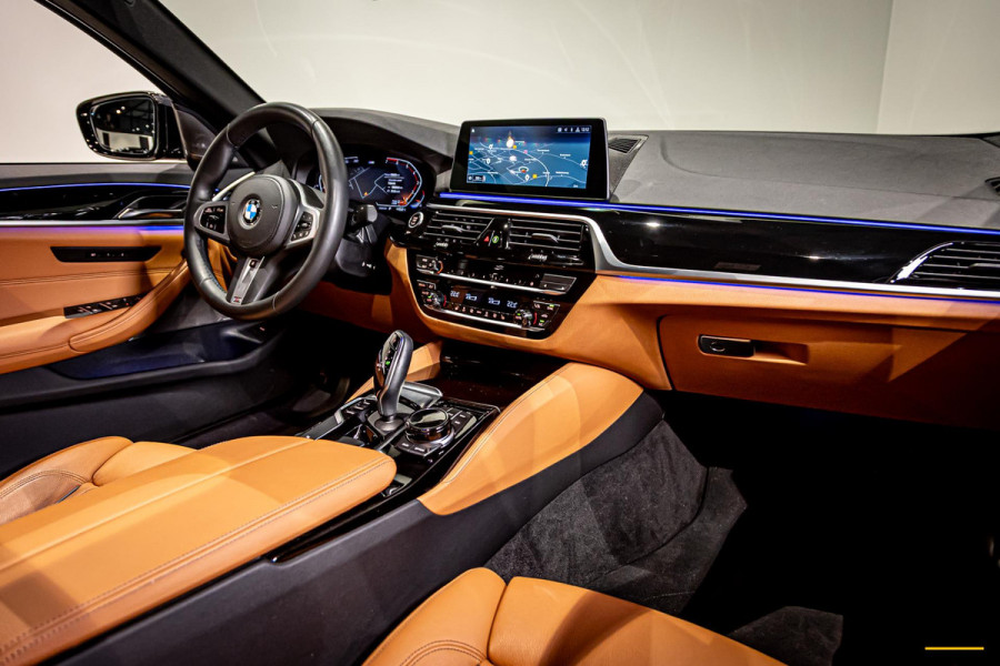 BMW 5 Serie 520i High Executive Edition|M-sport|NAP|Full|1eig
