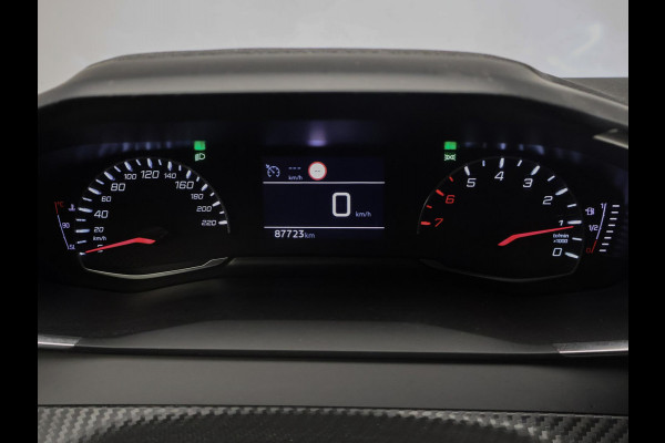Peugeot 208 1.2 PureTech Allure Sport (APPLE CARPLAY,NAVI,PDC,CRUISE,LED,ELEKTRISCH PAKKET,SPORTSTOELEN,LM VELGEN)