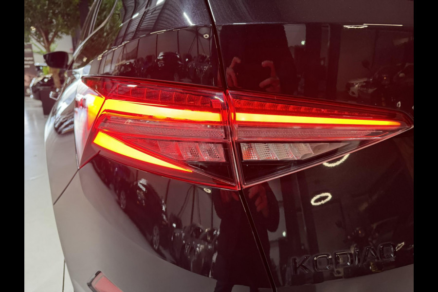 Škoda Kodiaq 2.0 TSI 4x4 Sportline Business Garantie Facelift StoelVentilatie Leder Camera StoelVW StuurVW Sfeer Off-Road Rijklaar