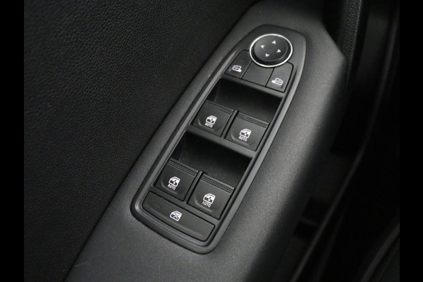 Renault Captur 1.0 TCe 100 Zen | Carplay | Cruise control | Full LED | Airco | DAB | Lichtsensor | Bluetooth