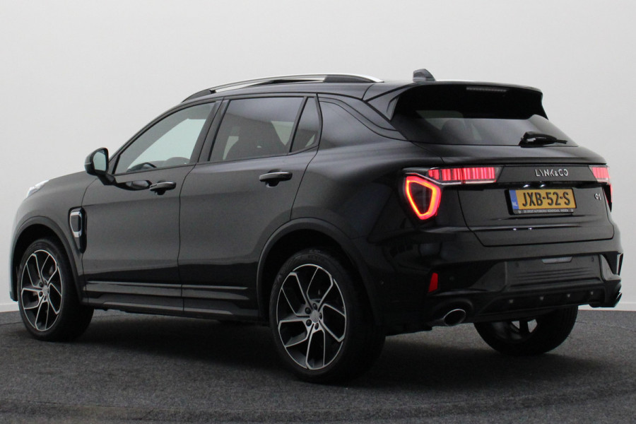 Lynk & Co 01 1.5 360° Camera, Panoramadak, Zwarte hemel, ACC, Apple Carplay, DAB, 20''