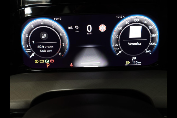 Volkswagen Golf 1.5 eTSI Life Edition 150 PK DSG | Verlengde garantie | Panorama dak | Velours bekleding | Head up Display | Stoel- en stuurverwarming |