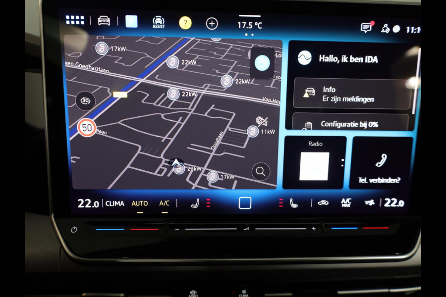 Volkswagen Golf 1.5 eTSI Life Edition 150 PK DSG | Verlengde garantie | Panorama dak | Velours bekleding | Head up Display | Stoel- en stuurverwarming |