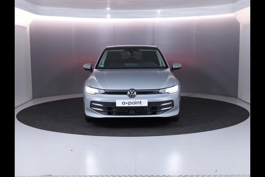 Volkswagen Golf 1.5 eTSI Life Edition 150 PK DSG | Verlengde garantie | Panorama dak | Velours bekleding | Head up Display | Stoel- en stuurverwarming |