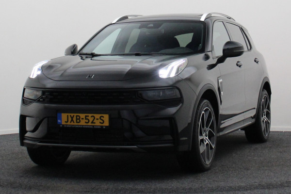 Lynk & Co 01 1.5 360° Camera, Panoramadak, Zwarte hemel, ACC, Apple Carplay, DAB, 20''