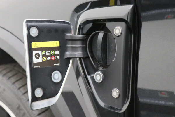 Lynk & Co 01 1.5 360° Camera, Panoramadak, Zwarte hemel, ACC, Apple Carplay, DAB, 20''