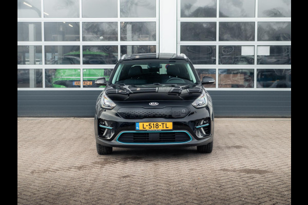 Kia e-Niro ExecutiveLine 64 kWh l Lederen bekleding l Stoel Stuurwielverwarming l JBL premium sound systeem l Schuifkantel dak l SOH 95,8 l