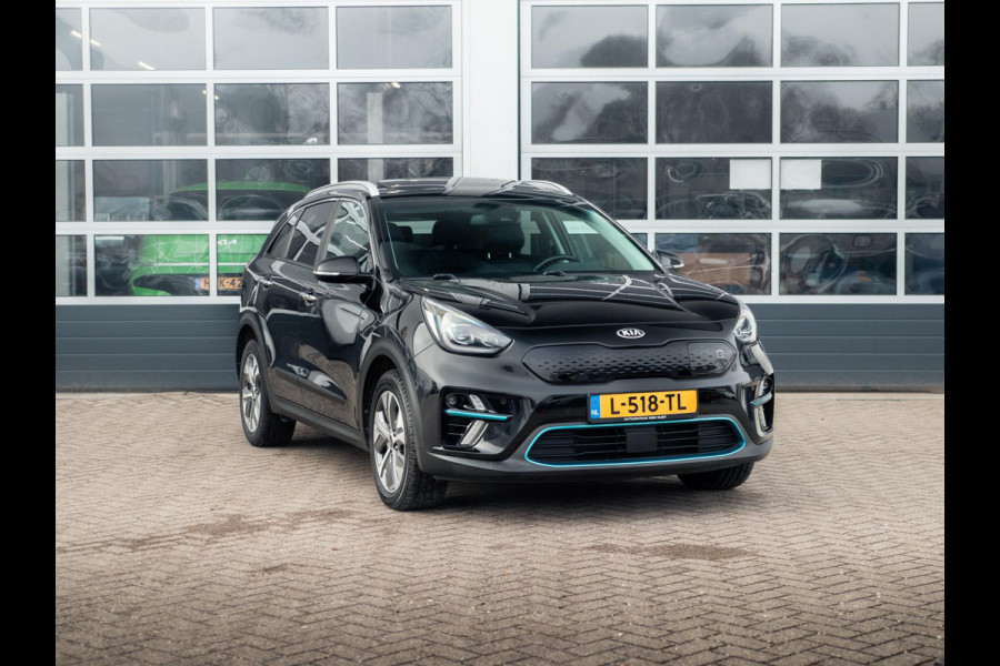 Kia e-Niro ExecutiveLine 64 kWh l Lederen bekleding l Stoel Stuurwielverwarming l JBL premium sound systeem l Schuifkantel dak l SOH 95,8 l