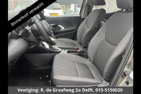 Toyota Yaris 1.5 Hybrid Active Navigatie | Camera | Cruise control | Lane assist | Navigatie