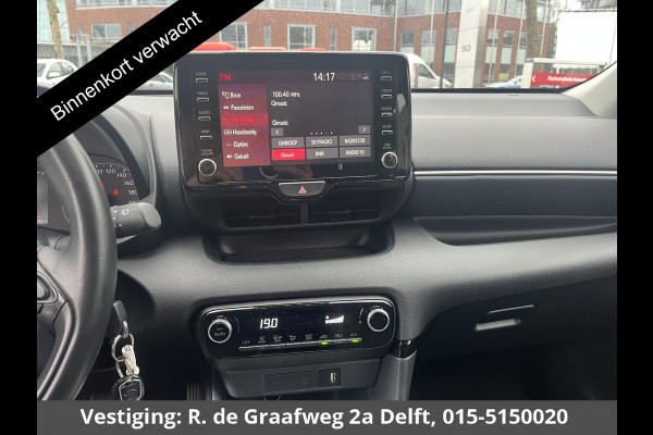 Toyota Yaris 1.5 Hybrid Active Navigatie | Camera | Cruise control | Lane assist | Navigatie