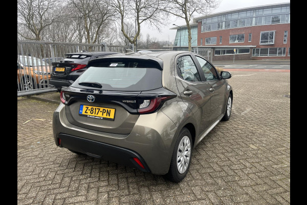 Toyota Yaris 1.5 Hybrid Active Navigatie | Camera | Cruise control | Lane assist | Navigatie