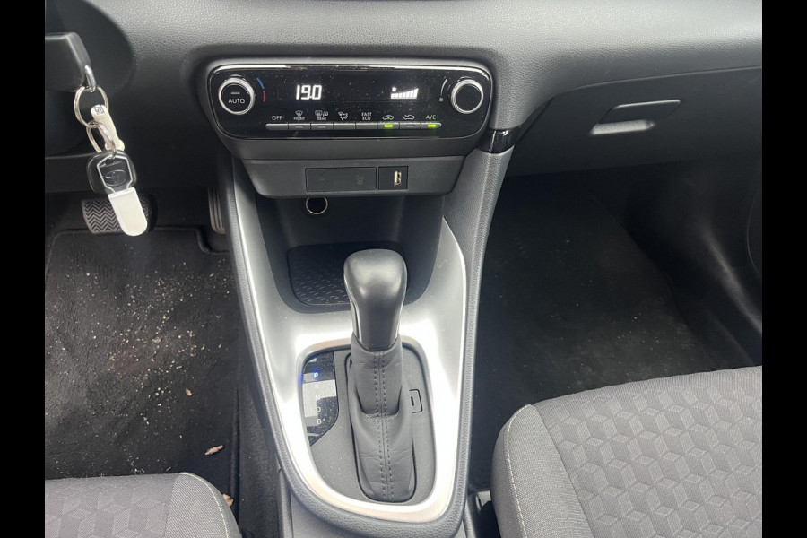 Toyota Yaris 1.5 Hybrid Active Navigatie | Camera | Cruise control | Lane assist | Navigatie