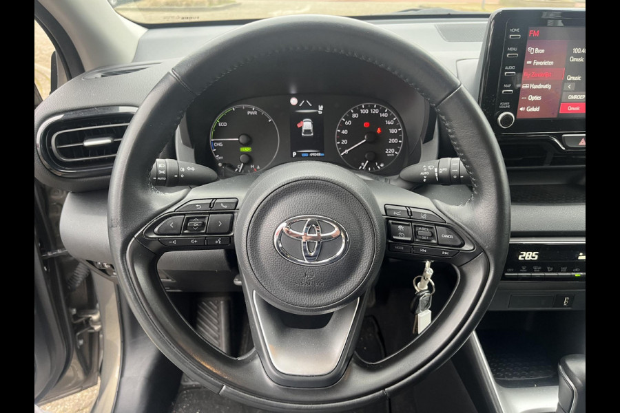 Toyota Yaris 1.5 Hybrid Active Navigatie | Camera | Cruise control | Lane assist | Navigatie