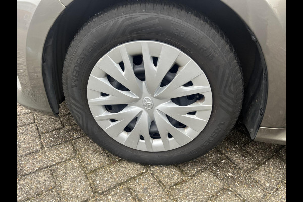 Toyota Yaris 1.5 Hybrid Active Navigatie | Camera | Cruise control | Lane assist | Navigatie