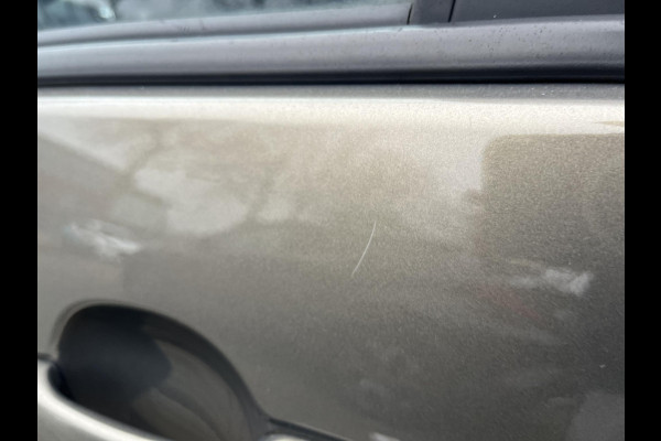 Toyota Yaris 1.5 Hybrid Active Navigatie | Camera | Cruise control | Lane assist | Navigatie