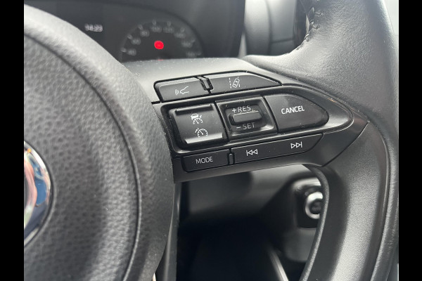 Toyota Yaris 1.5 Hybrid Active Navigatie | Camera | Cruise control | Lane assist | Navigatie