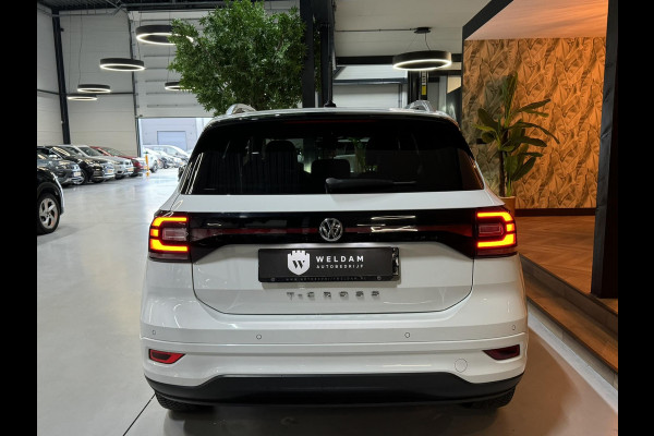 Volkswagen T-Cross 1.0 TSI R-Line Garantie Carplay Blindspot Adoptieve Cruise Virtueel Dash Navi Clima Keyless Led Dab Rijklaar