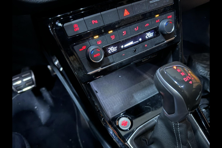 Volkswagen T-Cross 1.0 TSI R-Line Garantie Carplay Blindspot Adoptieve Cruise Virtueel Dash Navi Clima Keyless Led Dab Rijklaar