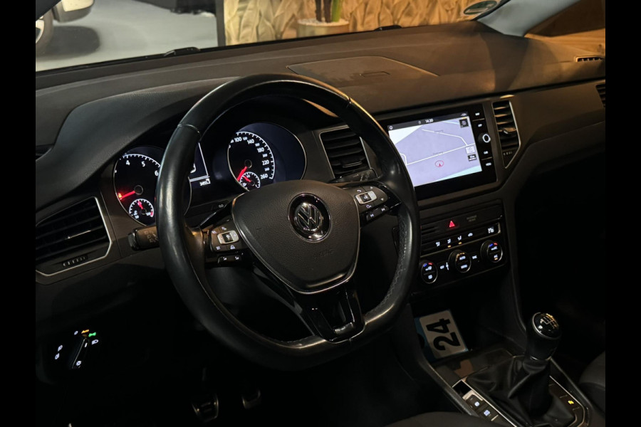 Volkswagen Golf Sportsvan 1.0 TSI Comfortline Garantie Trekhaak Carplay Adoptieve Cruise Navi Clima Led Dab PDC Rijklaar