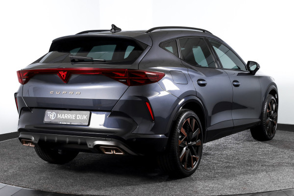 CUPRA Formentor 1.5 TSI e-Hybrid 272 PK VZ Performance | Dig. Cockpit | Adapt. Cruise | Stoel-+Stuurverw. | PDC | Camera | NAV + App. Connect | ECC | Sennheiser | Elek. Klep | LM 19" | 6918