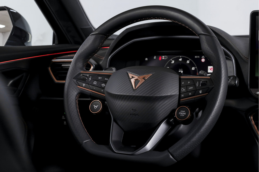 CUPRA Formentor 1.5 TSI e-Hybrid 272 PK VZ Performance | Dig. Cockpit | Adapt. Cruise | Stoel-+Stuurverw. | PDC | Camera | NAV + App. Connect | ECC | Sennheiser | Elek. Klep | LM 19" | 6918