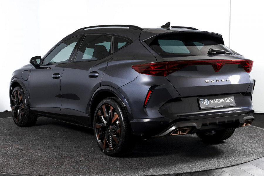 CUPRA Formentor 1.5 TSI e-Hybrid 272 PK VZ Performance | Dig. Cockpit | Adapt. Cruise | Stoel-+Stuurverw. | PDC | Camera | NAV + App. Connect | ECC | Sennheiser | Elek. Klep | LM 19" | 6918