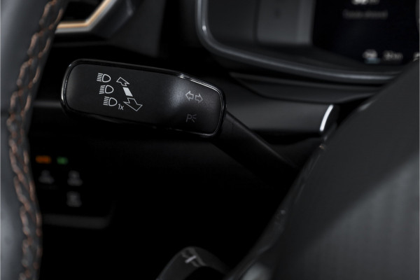 CUPRA Formentor 1.5 TSI e-Hybrid 272 PK VZ Performance | Dig. Cockpit | Adapt. Cruise | Stoel-+Stuurverw. | PDC | Camera | NAV + App. Connect | ECC | Sennheiser | Elek. Klep | LM 19" | 6918